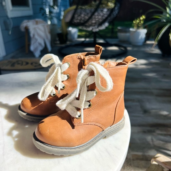 🤎🤍Cat & Jack 🤍🤎Boots - used good condition - Picture 2 of 9